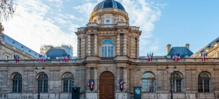 senat vote assouplissement